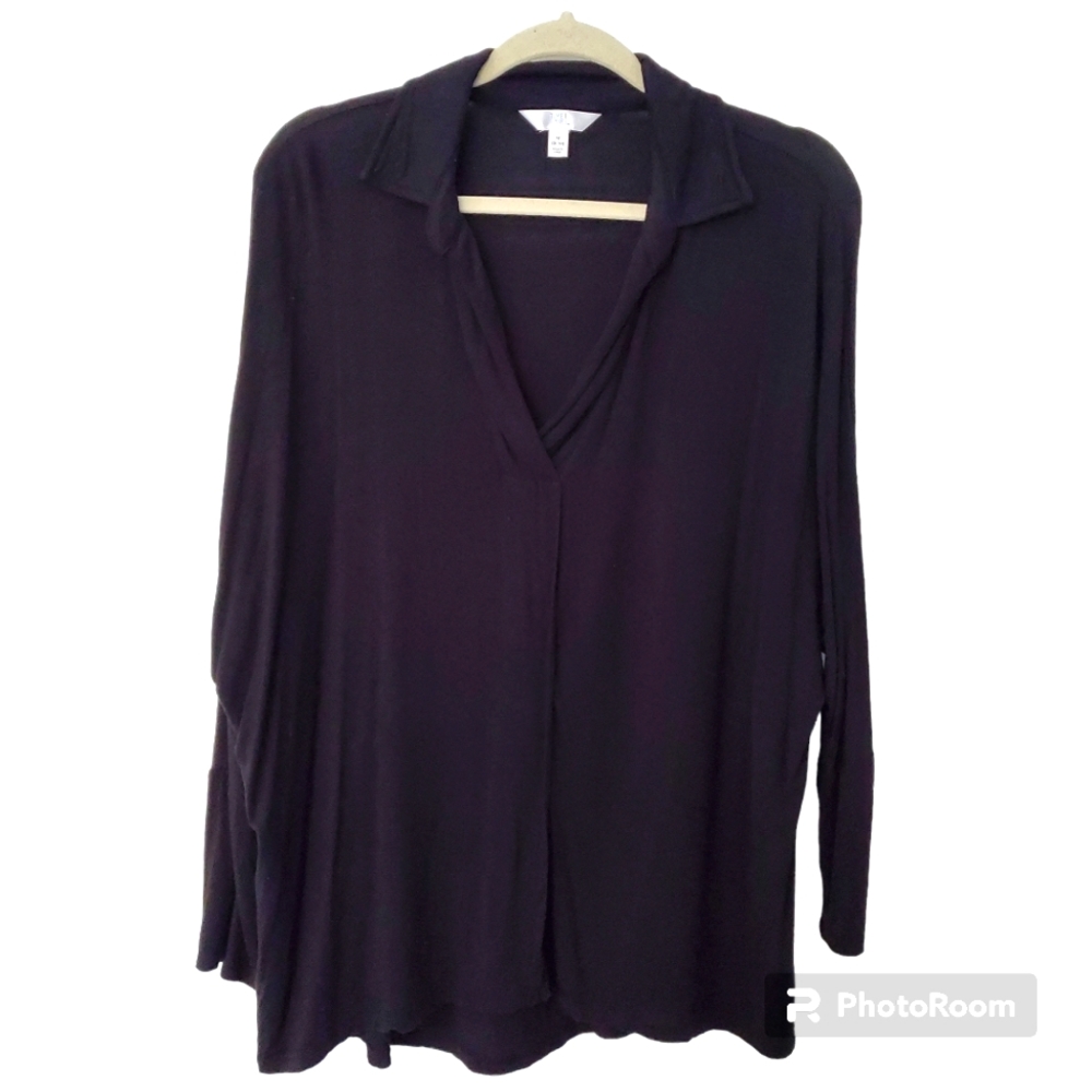 112. Time And Tru Black Pirate Collar Flowy Blouse